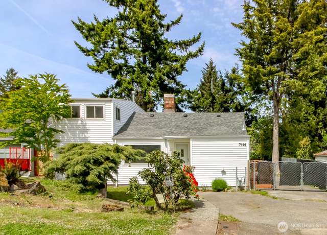 Property at 7414 S 128th St, Seattle, WA 98178, 3 beds, 2 baths