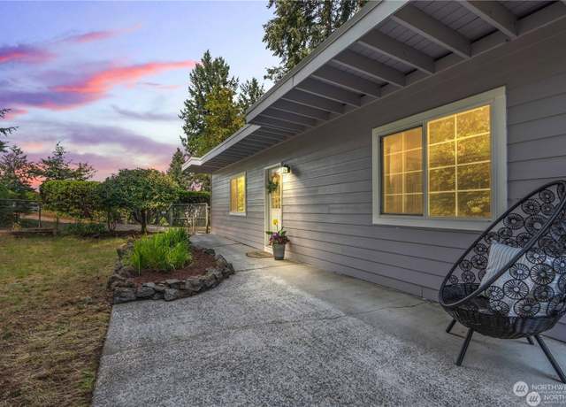 Property at 2749 Parkway Dr W, University Place, WA 98466, 4 beds, 2 baths