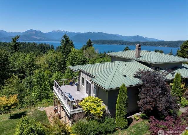 Property at 8474 NW Foxhall Ln, Silverdale, WA 98383, 3 beds, 3 baths