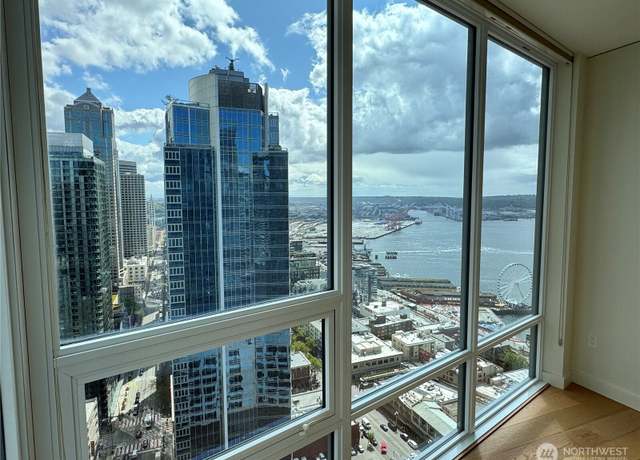 Property at 121 Stewart St #3102, Seattle, WA 98101, 1 bed, 1 bath