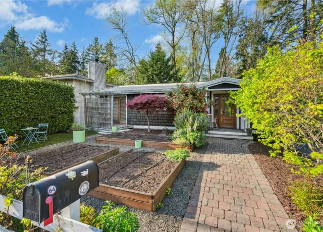 Property at 7826 SE 24th St, Mercer Island, WA 98040, 4 beds, 3.5 baths
