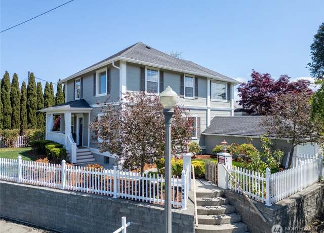 Property at 1403 N Steele St, Tacoma, WA 98406, 4 beds, 3 baths