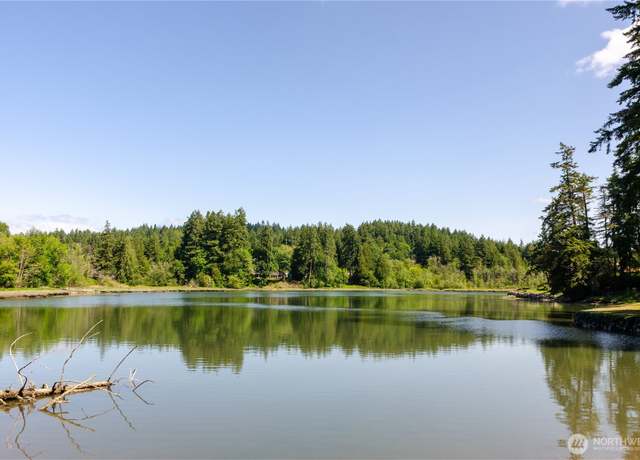 Property at 5817 Lagoon Ln NW, Gig Harbor, WA 98335, 3 beds, 2 baths