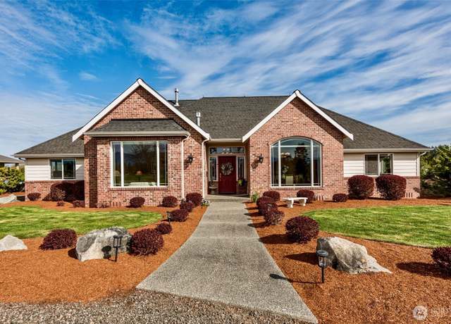 Property at 241 Lone Eagle Ln, Sequim, WA 98382, 4 beds, 3.5 baths