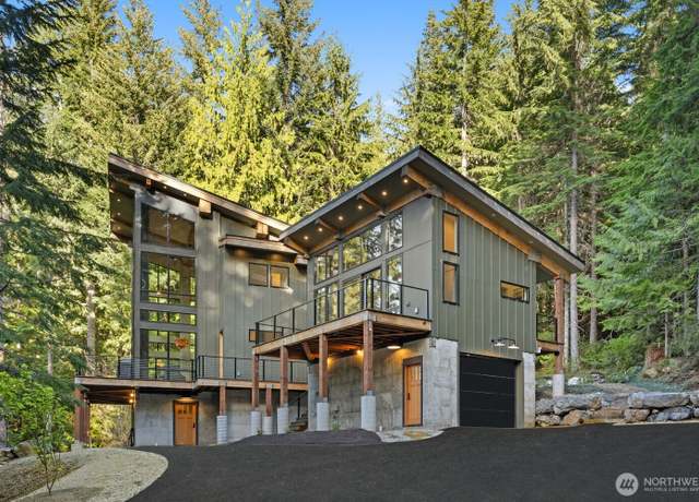 Property at 2982 Kachess Lake Rd, Easton, WA 98925, 4 beds, 3.5 baths