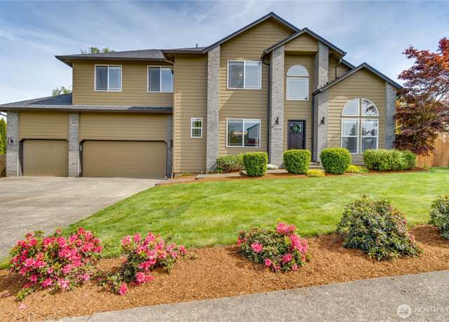Property at 3212 NW Sierra Dr, Camas, WA 98607, 4 beds, 2.5 baths