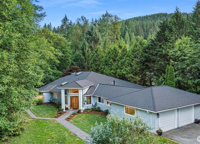 Property at 12407 Upper Preston Rd SE, Issaquah, WA 98027, 4 beds, 3.5 baths