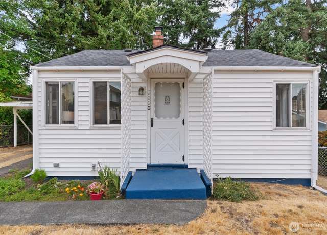 Property at 1110 SW 116th St, Seattle, WA 98146, 4 beds, 1 bath