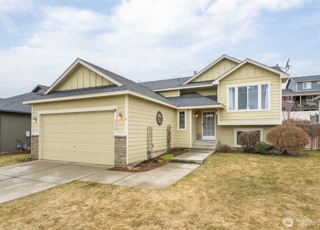 Property at 3112 S Lloyd Ln, Spokane, WA 99223, 5 beds, 3 baths