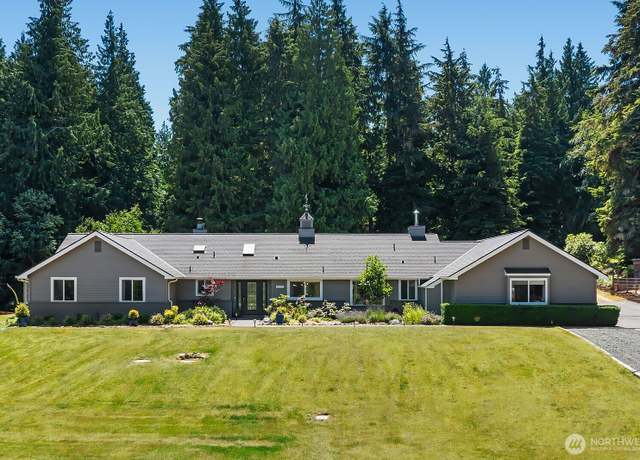 Property at 971 Sandy Point Rd, Langley, WA 98260, 3 beds, 2.5 baths