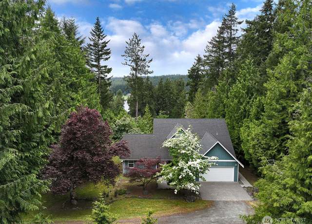 Property at 5257 April Dr, Langley, WA 98260, 3 beds, 2.5 baths