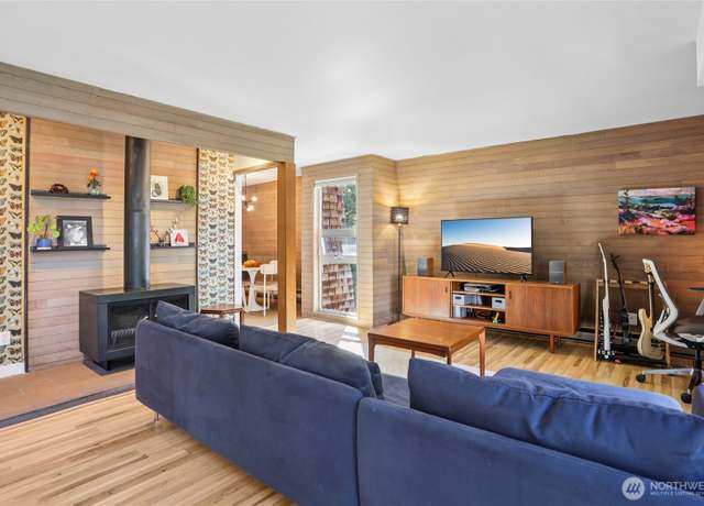 Property at 10765 Burke Ave N #14, Seattle, WA 98133, 2 beds, 1.5 baths