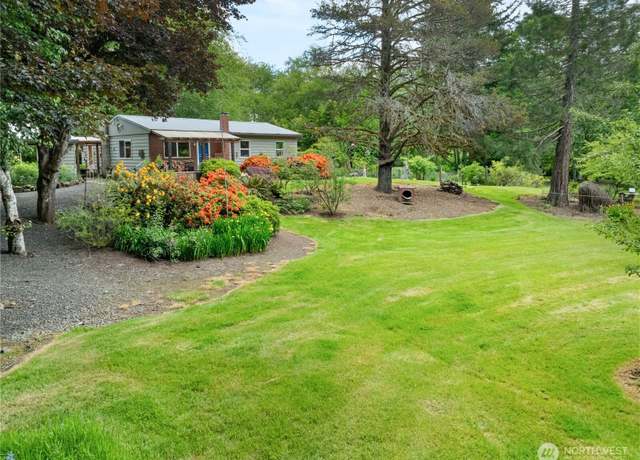 Property at 973 US Highway 101, Cosmopolis, WA 98537, 3 beds, 2 baths
