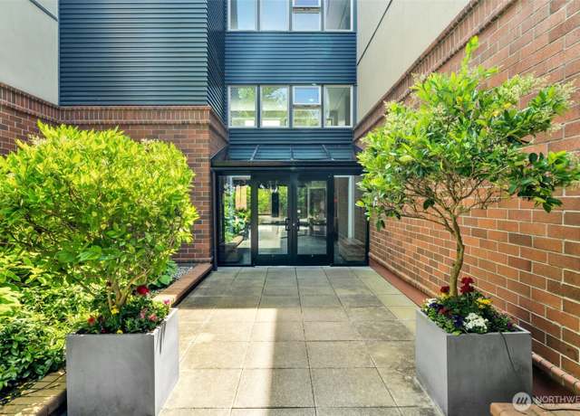 Property at 275 W Roy St #319, Seattle, WA 98119, 1 bed, 1 bath