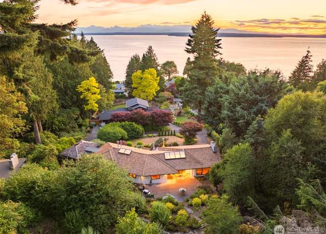Property at 1031 NW Elford Dr, Seattle, WA 98177, 4 beds, 4 baths