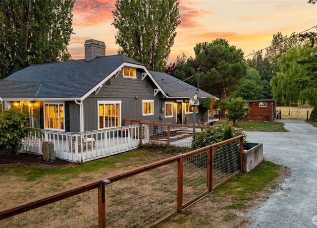 Property at 11334 Farm to Market Rd, Mount Vernon, WA 98273, 3 beds, 2.5 baths