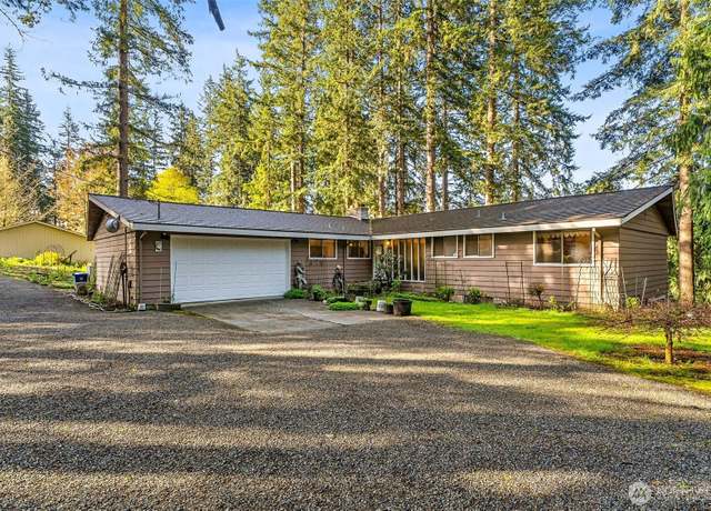 Property at 38205 183rd Ave SE, Auburn, WA 98092, 5 beds, 2.5 baths