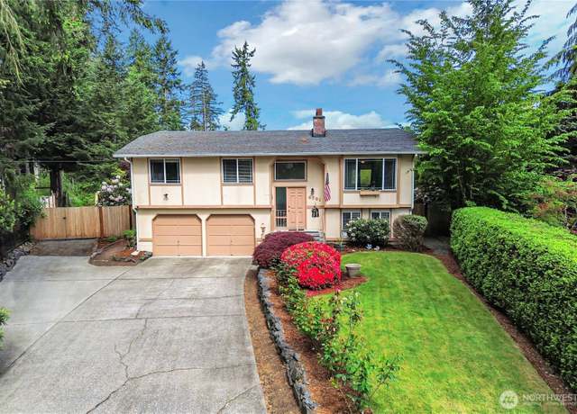 Property at 4701 161st St E, Tacoma, WA 98446, 3 beds, 2.5 baths