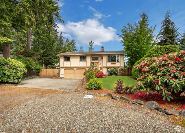 Property at 4701 161st St E, Tacoma, WA 98446, 3 beds, 2.5 baths