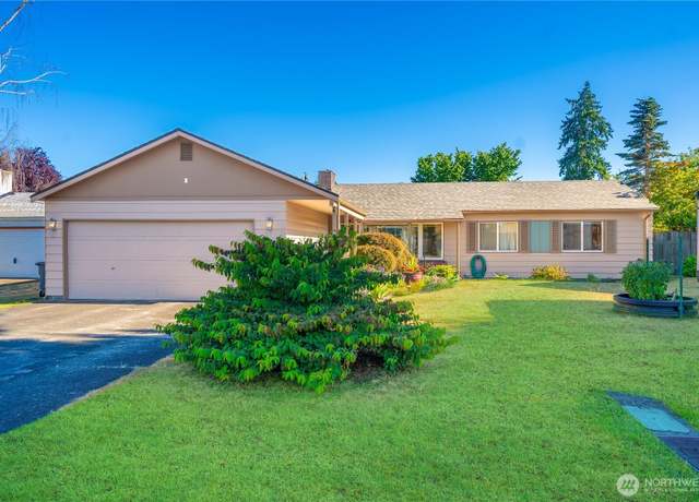 Property at 624 111th St S, Tacoma, WA 98444, 3 beds, 1 bath