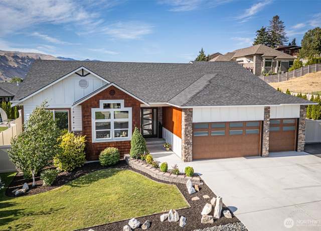 Property at 453 Spruce Ct NW, East Wenatchee, WA 98802, 3 beds, 2 baths