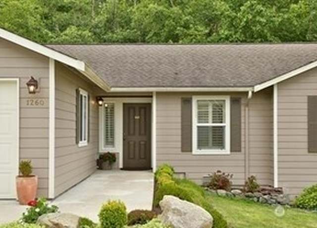 Property at 1260 Long Dr, Freeland, WA 98249, 3 beds, 2 baths