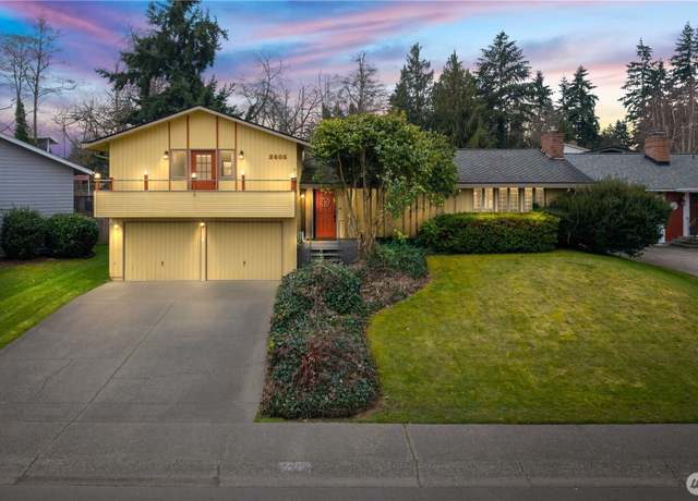 Property at 2605 SW 323rd St, Federal Way, WA 98023, 4 beds, 2.5 baths