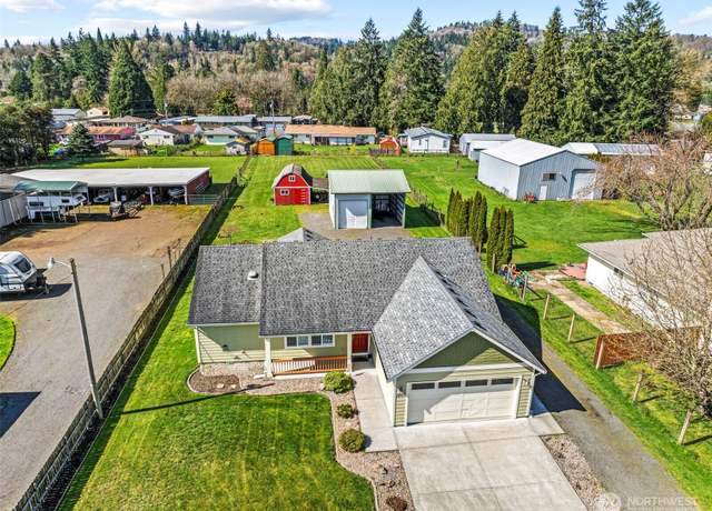 Property at 1847 Westside Hwy, Kelso, WA 98626, 3 beds, 2 baths