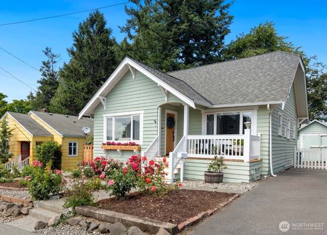 Property at 4106 SW Kenyon St, Seattle, WA 98136, 4 beds, 1 bath