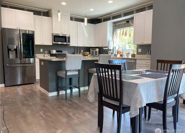 Property at 1428 Rook Dr, Port Angeles, WA 98362, 3 beds, 2 baths