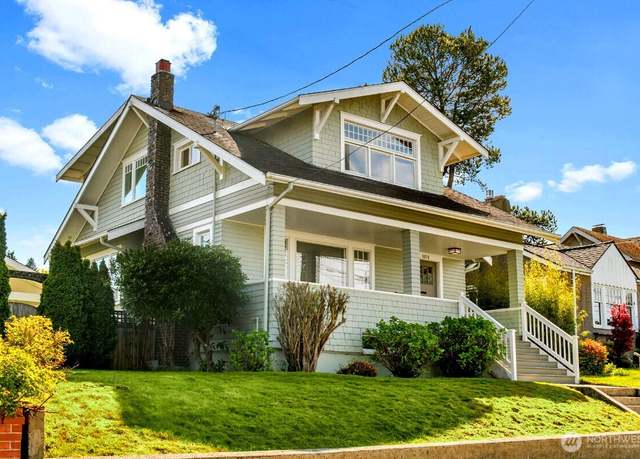 Property at 3719 SW Grayson St, Seattle, WA 98126, 4 beds, 2.5 baths