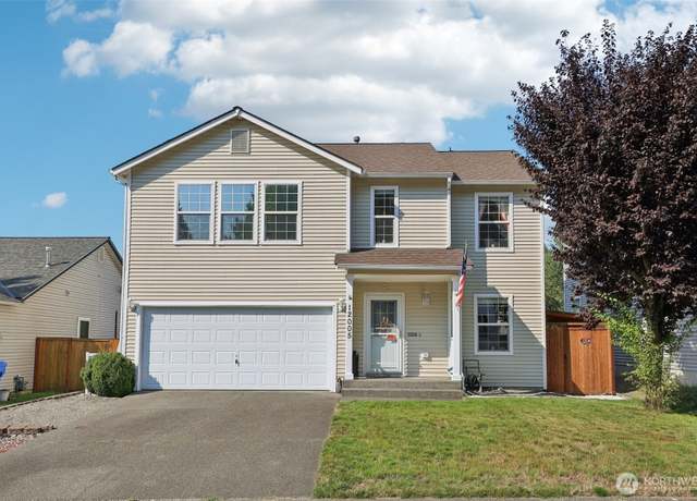 Property at 12005 135th St E, Puyallup, WA 98374, 3 beds, 2.5 baths