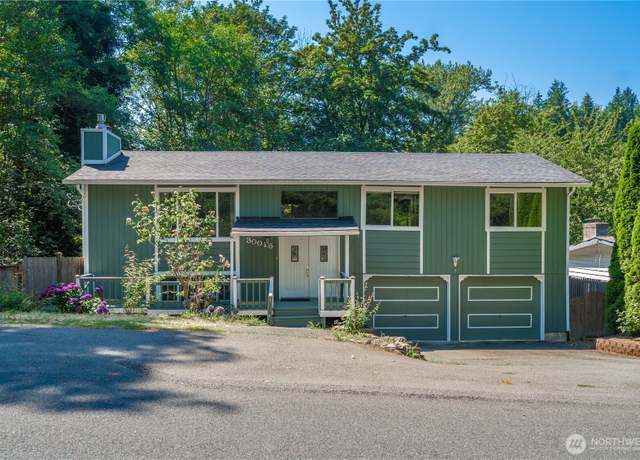 Property at 30015 108th Ave SE, Auburn, WA 98092, 5 beds, 3 baths