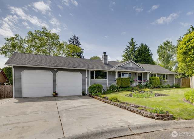 Property at 312 100th Dr SE, Lake Stevens, WA 98258, 3 beds, 2 baths