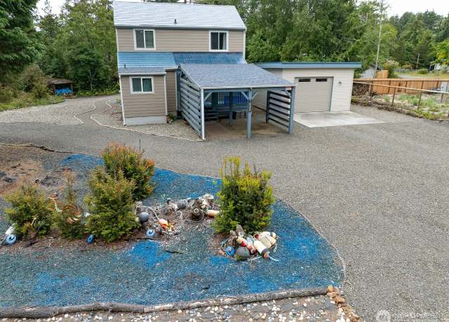 Property at 1312 303rd Pl, Ocean Park, WA 98640, 3 beds, 2.5 baths