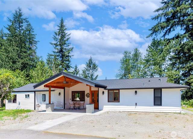 Property at 20706 SE 192nd St, Renton, WA 98058, 4 beds, 3 baths