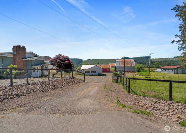 Property at 3142 State Route 508, Onalaska, WA 98570, 4 beds, 1.5 baths