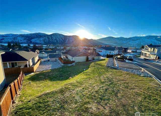 Property at 516 Village Dr, Manson, WA 98831
