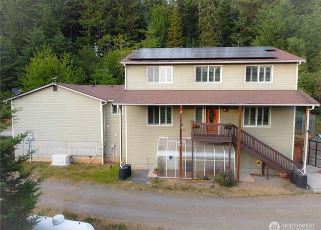 Property at 20200 Michigan Hill Rd SW, Rochester, WA 98579, 3 beds, 2.5 baths