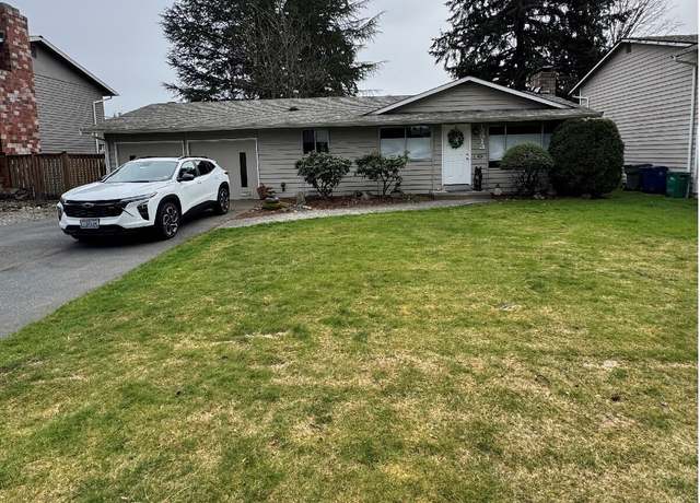 Property at 12913 NE 133rd Pl, Kirkland, WA 98034, 3 beds, 2 baths