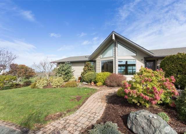 Property at 201 Libby St, Sequim, WA 98382, 3 beds, 3 baths