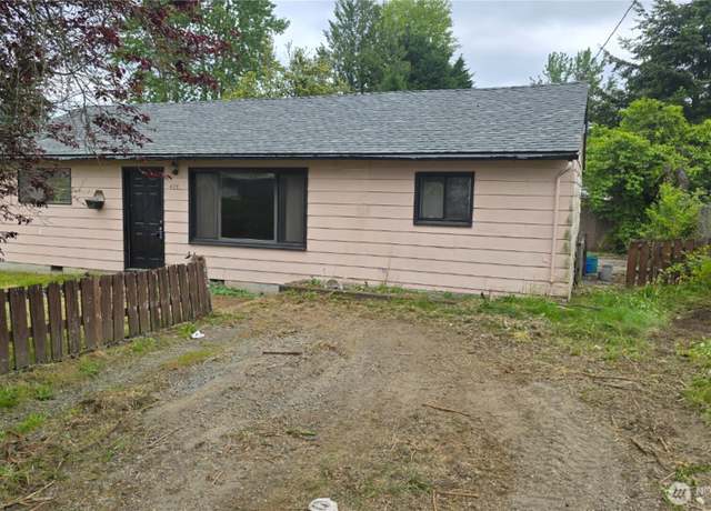 Property at 426 107th Pl SW, Everett, WA 98204, 3 beds, 1 bath