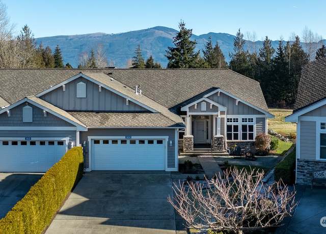 Property at 1414 Eagle Ridge Dr, Mount Vernon, WA 98274, 2 beds, 2.5 baths