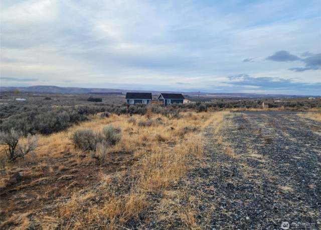 Property at 565 Snaffle Ct, Ephrata, WA 98823