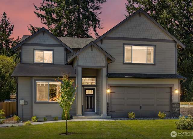 Property at 824 166th Street Ct E #2, Spanaway, WA 98387, 5 beds, 3.5 baths