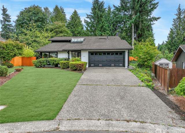 Property at 3418 103rd Pl SE, Everett, WA 98208, 4 beds, 2.5 baths