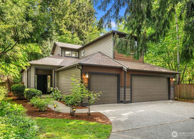 Property at 12423 NE 70th St, Kirkland, WA 98033, 4 beds, 3 baths
