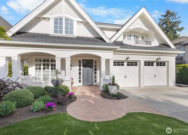 Property at 726 99th Ave NE, Bellevue, WA 98004, 4 beds, 3.5 baths