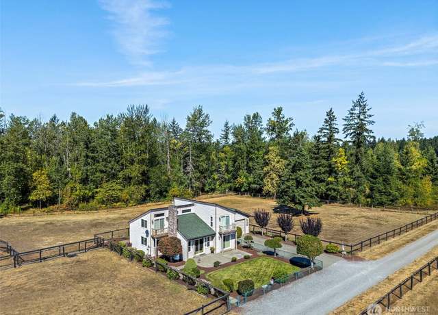 Property at 6704 224th St E, Spanaway, WA 98387, 3 beds, 2 baths