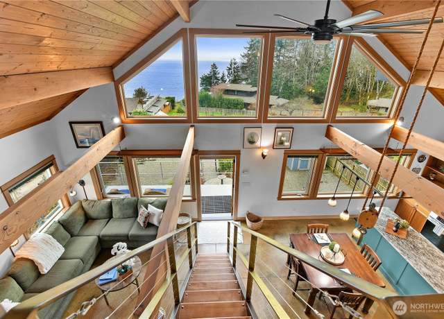 Property at 22448 Jefferson Point Rd NE, Kingston, WA 98346, 3 beds, 2.5 baths